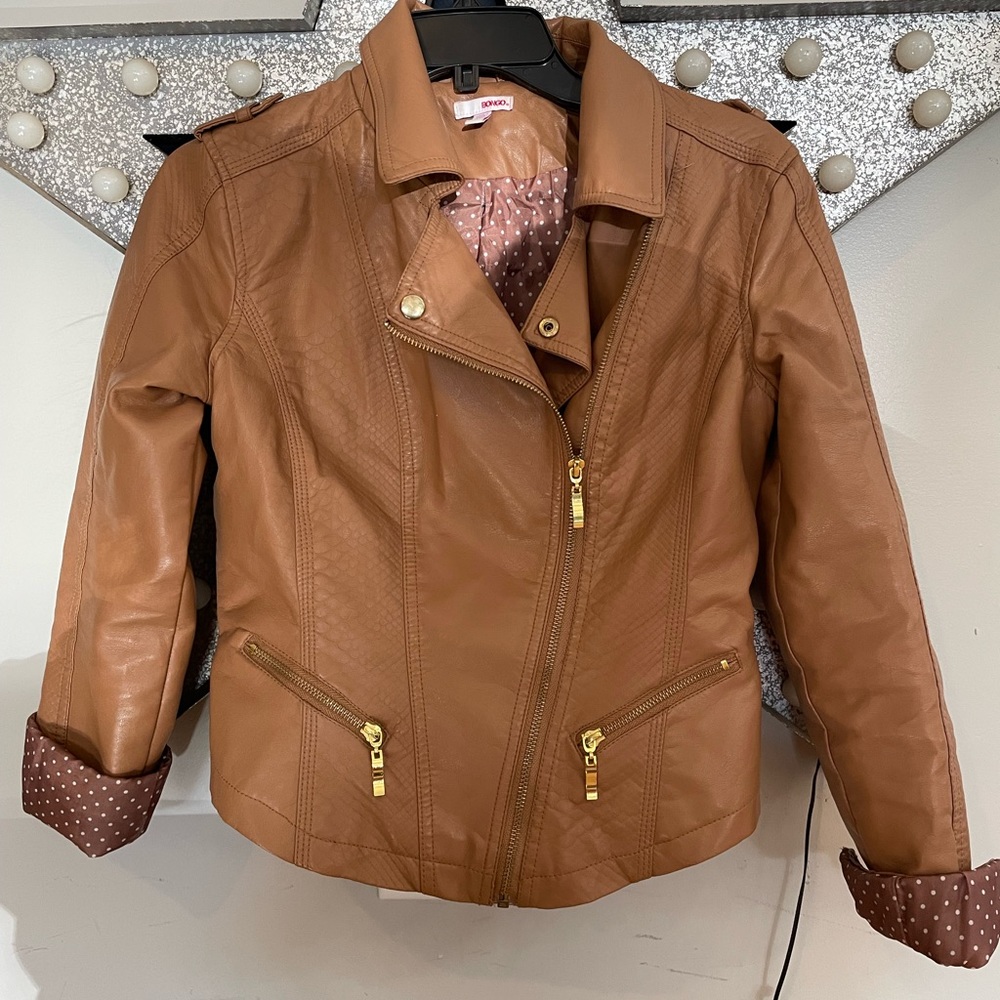 Women’s Tan leather coat